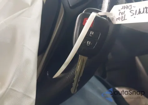 2018 Toyota Rav4 Le z USA, uszkodzony, nr VIN JTMBFREV7JJ207951